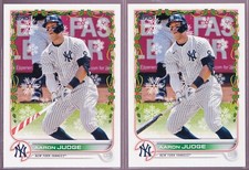 AARON JUDGE Yankees 2022 Topps Holiday Candy Cane Bat Variation SP & Base #HW1