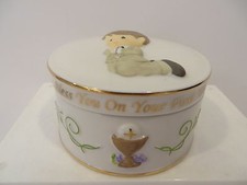 PRECIOUS MOMENTS  COMMUNION COVERED BOX WITH ROSARY