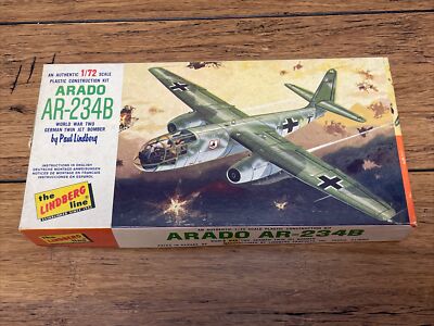 Lindberg Line Model Airplane Arado AR-234B German Twin Jet Bomber 1/72 CV JD