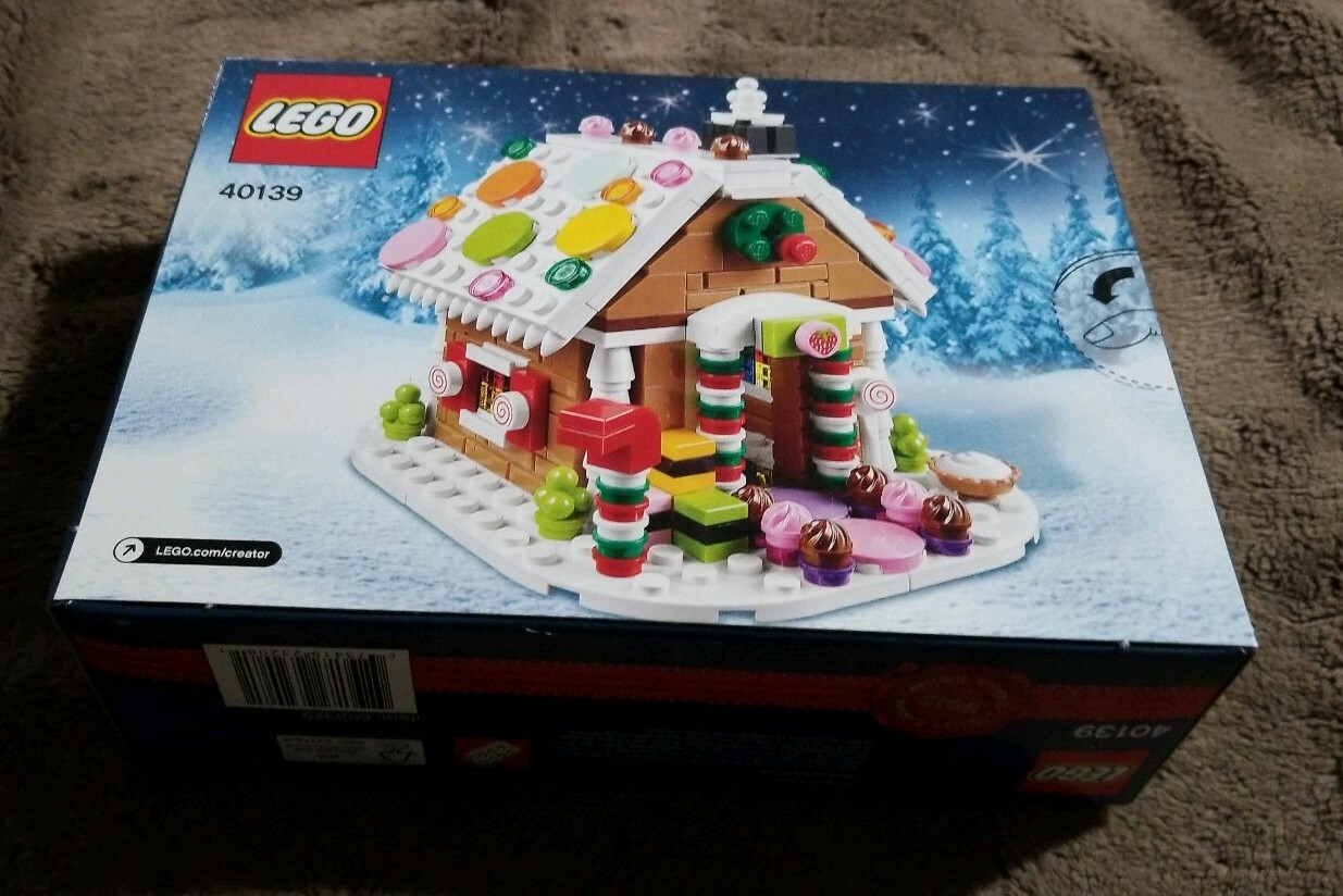 lego gingerbread house 40139
