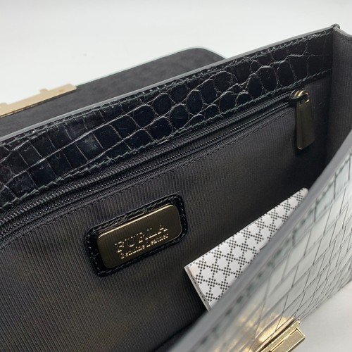 Bolso de hombro FURLA de cuero negro en relieve en muy buena condición cadena cruzada estampado animal - Imagen 11 de 14
