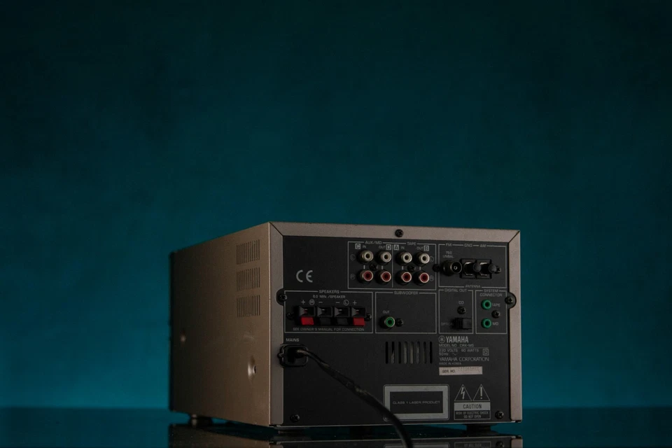 YAMAHA CRX -M5 CD Changer Receiver - Spares Or Repairs Not Power On - Image 3 of 4