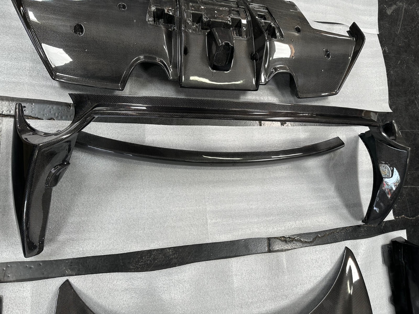 Ferrari 488 Coupe, MISHA Carbon Fiber Body Upgrade Kit, New