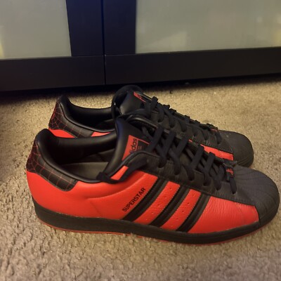 Taille 13 adidas Superstar x Marvel x Playstation Spider-Man