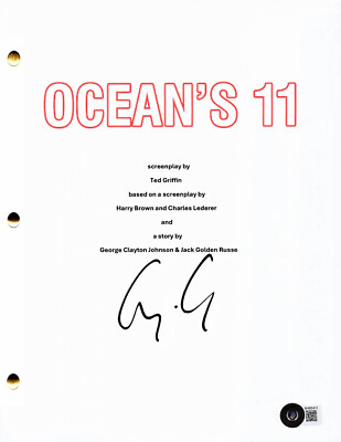 GEORGE CLOONEY SIGNED AUTOGRAPH OCEAN'S ELEVEN FULL SCRIPT BECKETT BAS