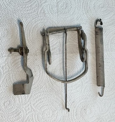 JOHNSON EVINRUDE 6HP REVERSE TILT LOCK LEVER  ARM Parts.      3A