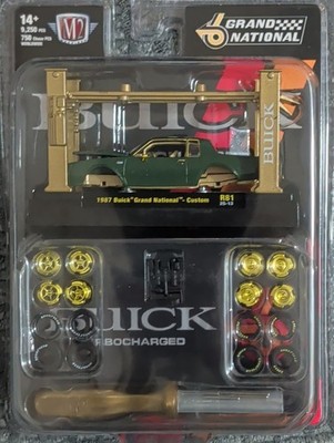 Johnny Lightning 1987 Buick Grand National Turbo Charged Green Chase Car + Wheel