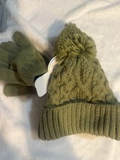 Toby  Me Green Knitted Pom-Pom Hat  Gloves Set Size 4-7 Kids New