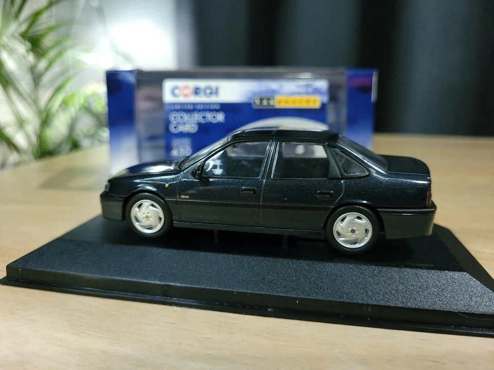 Corgi Vanguards VA13106B Opel Vectra Turbo (Cavalier Turbo) Ultra Rare 450 made - Image 2 of 4
