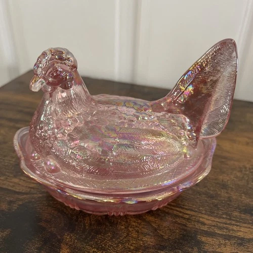 Vintage Beautiful Fenton Iridescent Pink Glass Hen On Nest Basket
