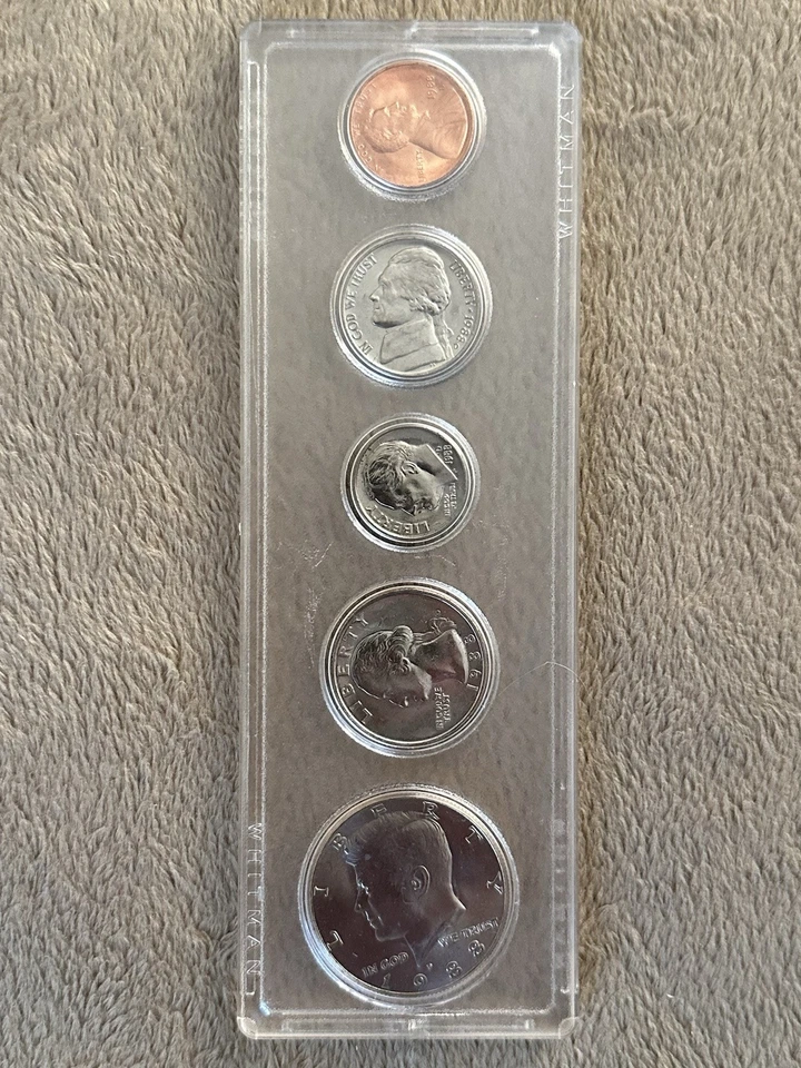 1988 P & D UNCIRCULATED Birth Year 10 Coin Set in Whitman Plastic Holder AU BU - Image 2 of 4