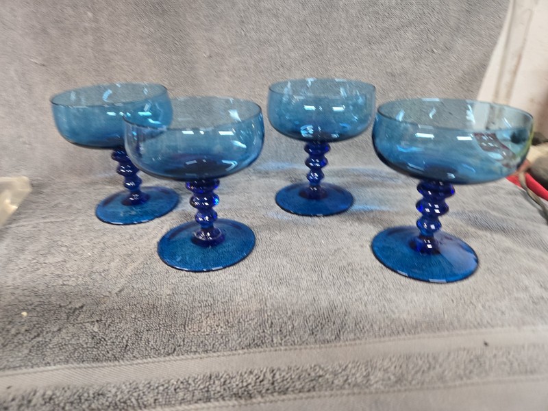 Vintage Hand Blown Blue Colony Dessert Dishes Set Of 4 Disk Stem Made In Italy