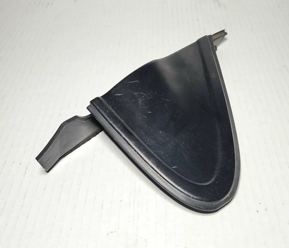 Guardabarros delantero lado pasajero Toyota Sienna 1998-2003 75621-08020 Foto 2 de 4