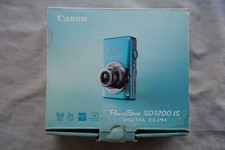 Canon PowerShot SD1200 IS Digital ELPH 10.0MP Camera W/ Accessories