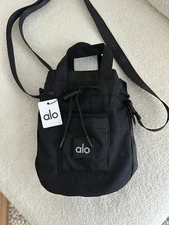 Alo Yoga Cross Body Bucket Bag Black, New With Tags