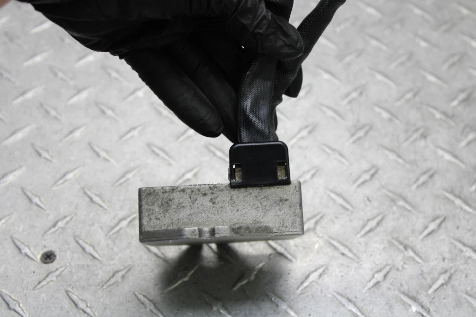 2009 BUELL 1125CR РЕГУЛЯТОР ВЫПРЯМИТЕЛЬ ЗАПУСТИТЬ ВИДЕО - Изображение 4 из 4