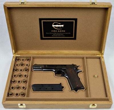 PISTOL GUN PRESENTATION CUSTOM DISPLAY CASE BOX for COLT m1911