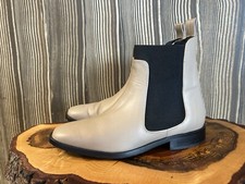 Everlane The Italian Leather Square Toe Chelsea Boot Sand Cream Preppy Size 5.5