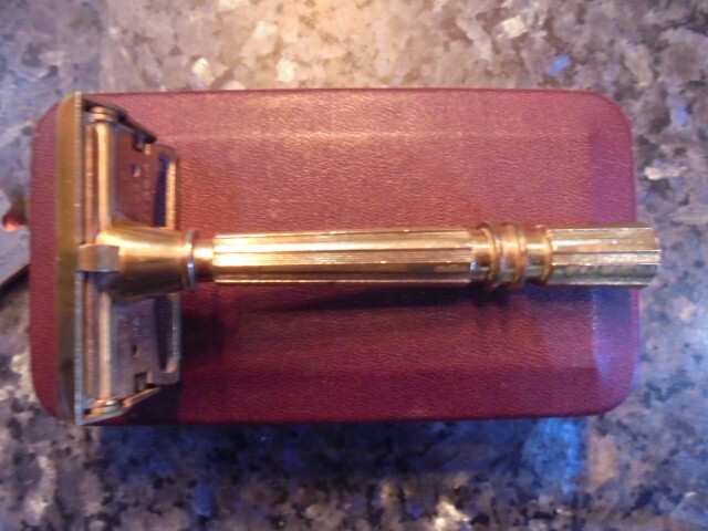 Picture 2 of 8