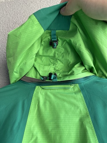 Chaqueta de exterior Haglofs GoreTex para hombre talla S color verde - Imagen 24 de 24