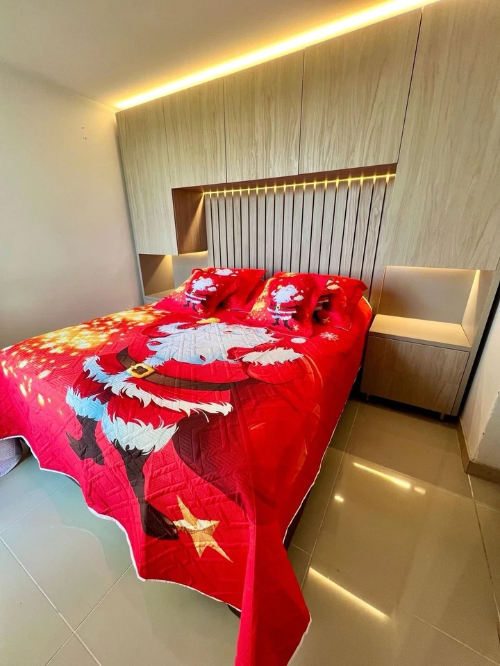 Tendido Navidad Reina/Rey Foto 2 de 4