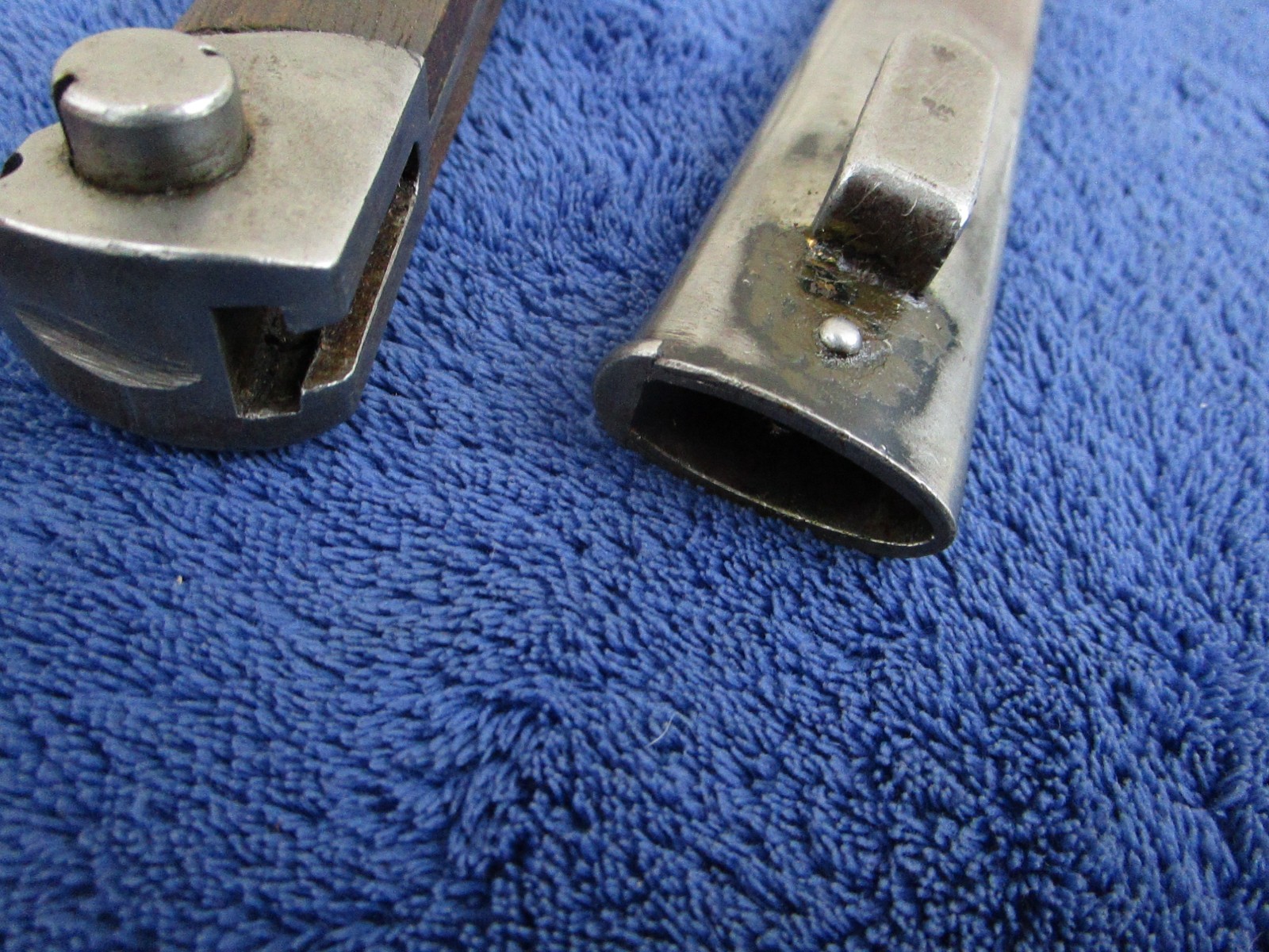 ORIGINAL ANTIQUE M1895 AUSTRIA MANNLICHER BAYONET AND SCABBARD MAKER OEWG STEYR