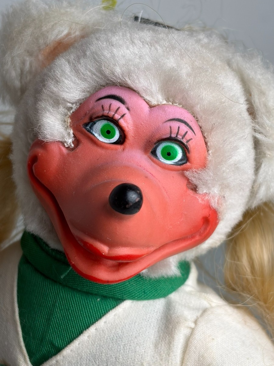 Vintage Showbiz Pizza Place Mitzi Mozzarella Plush Doll 10
