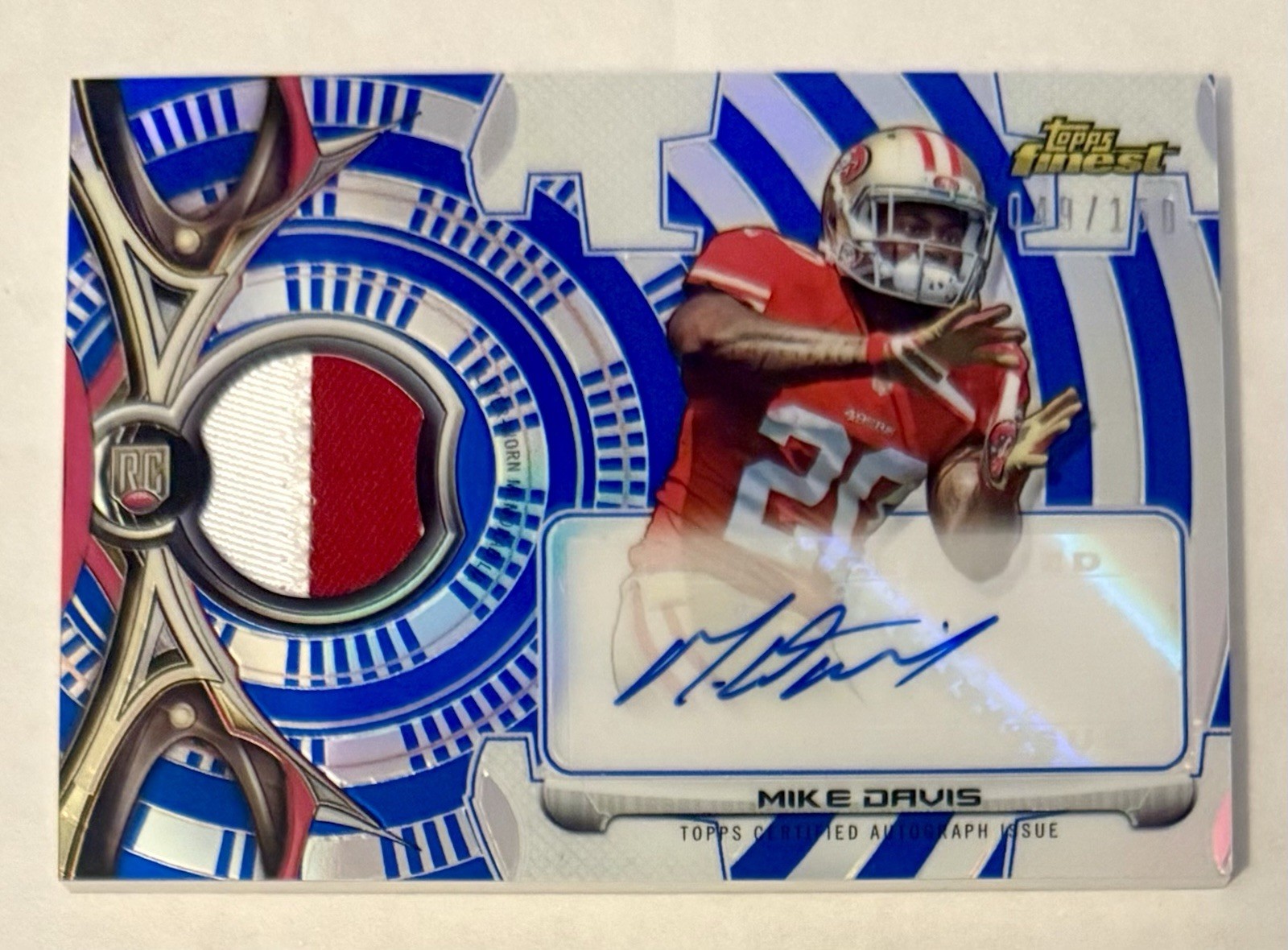 Mike Davis Finest Rookie Refractor Autograph Patch #MD Blue Refractor