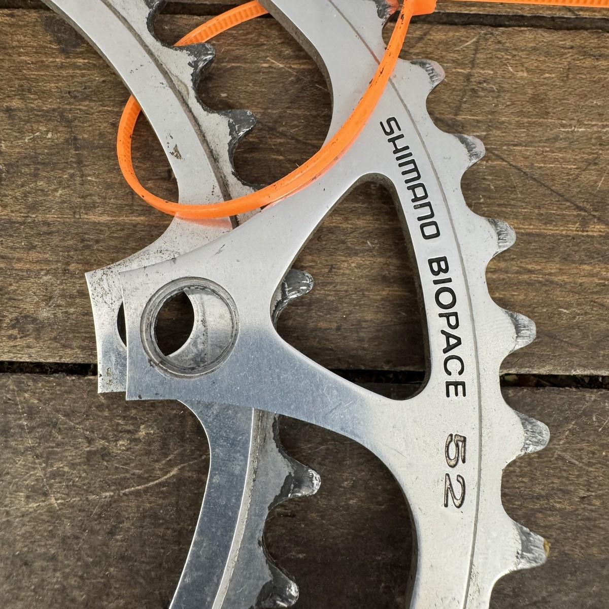 Plateaux Vintage Shimano 600 Biopace – 130 BCD, 52/42 Dents – Années 80
