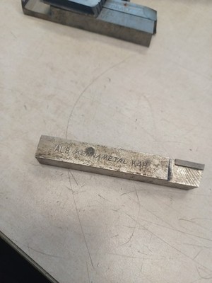 AL8 KennaMetal K4H Tipped Tool Bit 3-1/2 L X 1/2 W - 1/2''in Tip