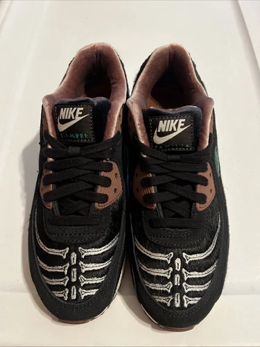 Nike Air Max 90 Siempre Familia Women's