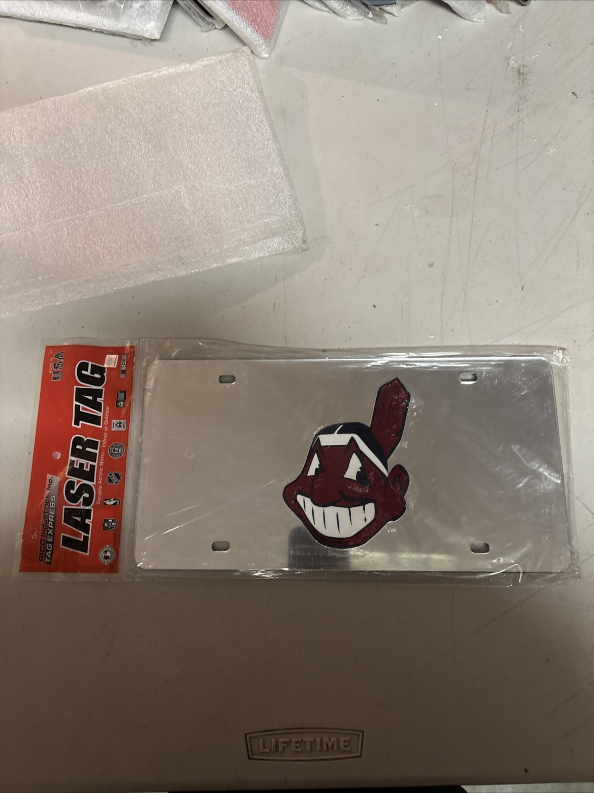 Picture 1 of 2