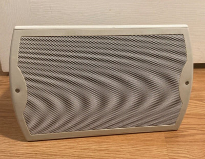 1 Piece - TANNOY Di6 Speaker w/ Bracket - Untested