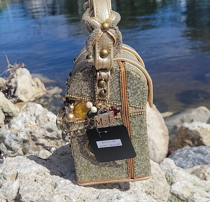 Mary Frances Secret Treasure Chest ``Top Handle Beaded Baubled