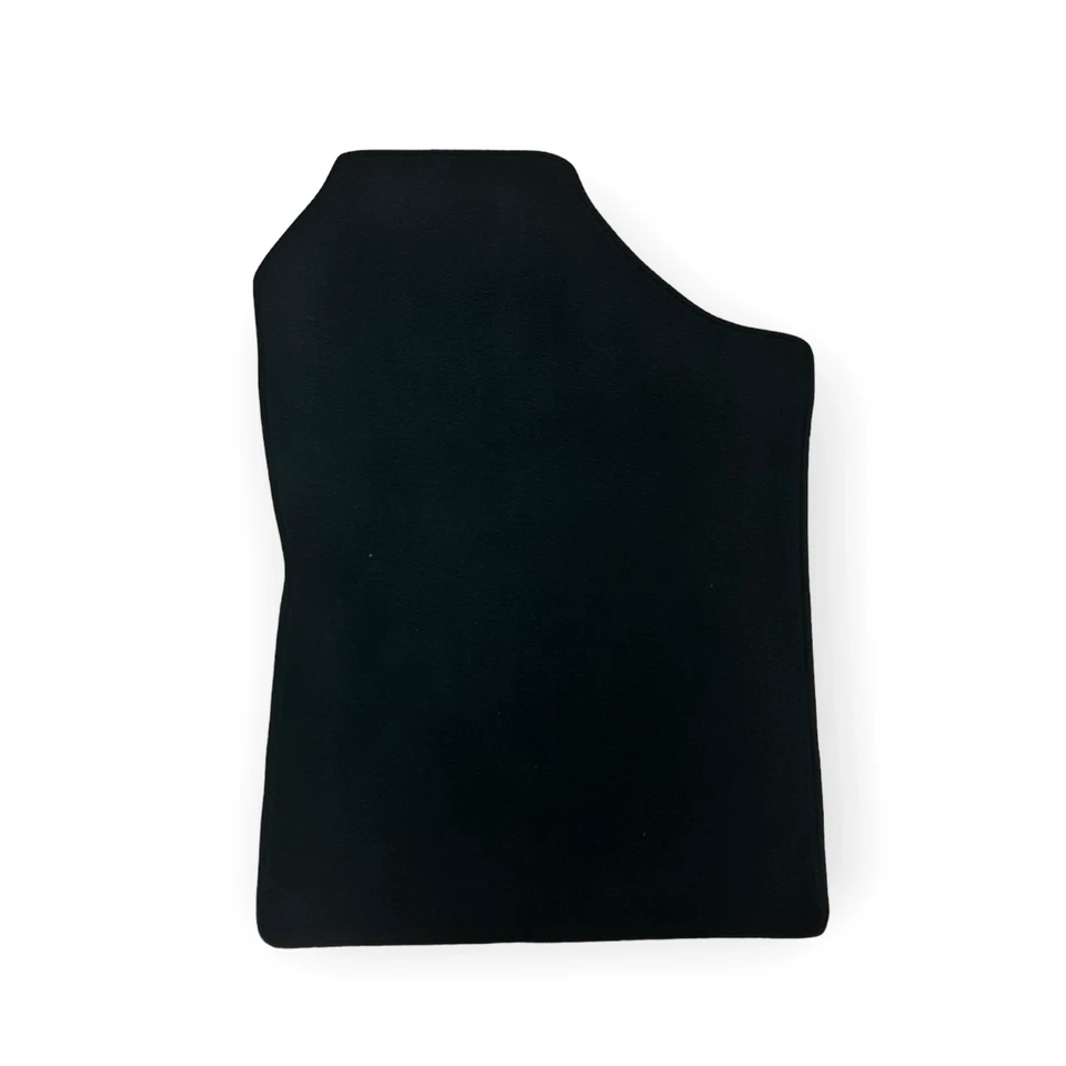 Alfombrillas delanteras de terciopelo para Toyota Yaris alfombras impermeables revestimientos automáticos 2 un. Foto 4 de 4