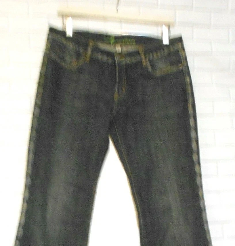 Pantalones de mezclilla bebe para mujer lavado oscuro talla 30 desgastados acampanados corte bota pierna Y2K Foto 2 de 4