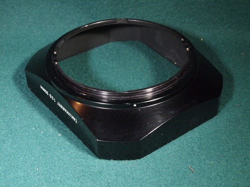 Pentax 6x7 55mm f3.5 Lens Hood in Case EX - Picture 4 of 5