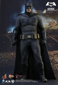 hot toys batman tech cowl