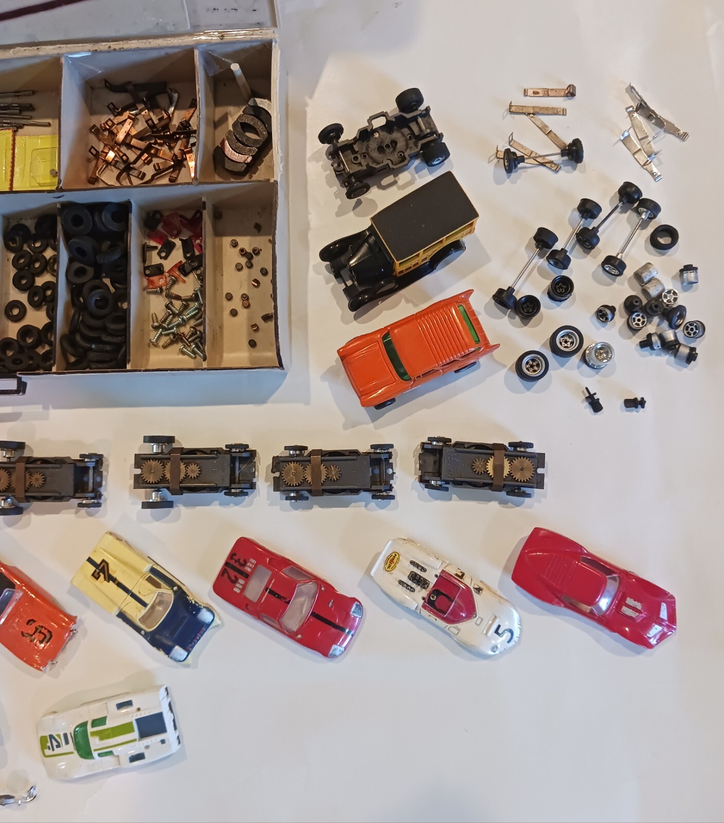 BIG LOTVintage AURORA TJET/AFX SLOT CARS/PARTS! Restore, Repair Parts