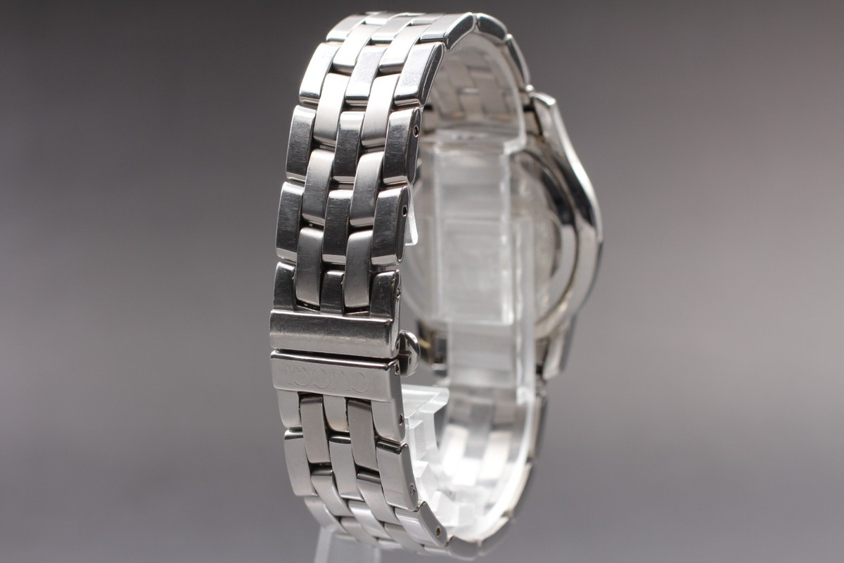 Near MINT] GUCCI 5500M Silver Roman Dial Date 35mm Quartz Men's