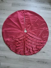 Red Christmas Tree Skirt