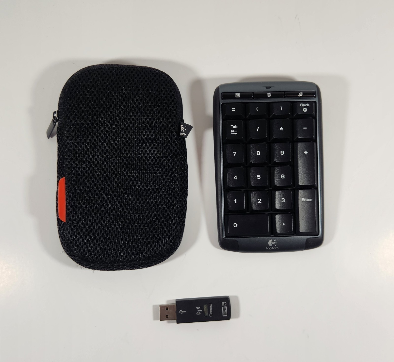 LOGITECH 2.4Ghz CORDLESS NUMBER PAD 920000217 WIRELESS KEYBOARD USB