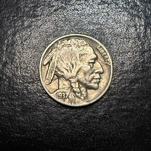 1937 Buffalo Nickel - Five Cent Coin - Nearly Full Horn