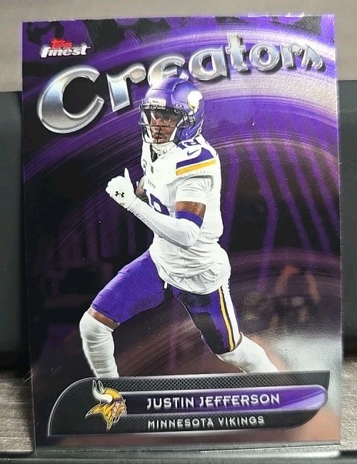 Topps Finest Justin Jefferson Refractor Creators Insert #CR-20 Vikings NFL 2023