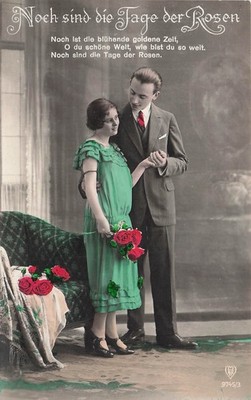 Postcard love card ''The days of roses are still'', couple with red roses