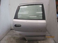 Porte arrière et accessoires Nissan ALMERA TINO