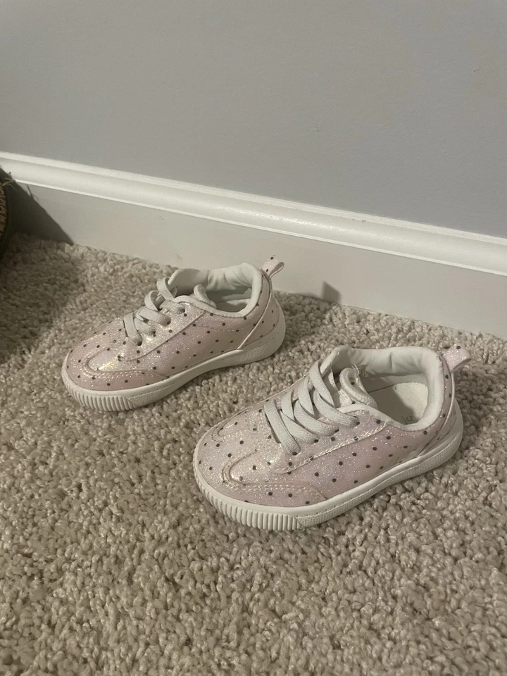 Carters Girls Pink And White Sneakers Toddler Size 5 Polka Dot - Image 2 of 4