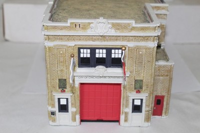 CODE 3 COLLECTIBLES Chicago Fire Dept. Engine Co. 78 Fire House Wrigleyville