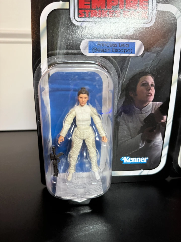 Star Wars Colección Vintage Princesa Leia Bespin Escape VC187 y Lobot VC223 Foto 2 de 4