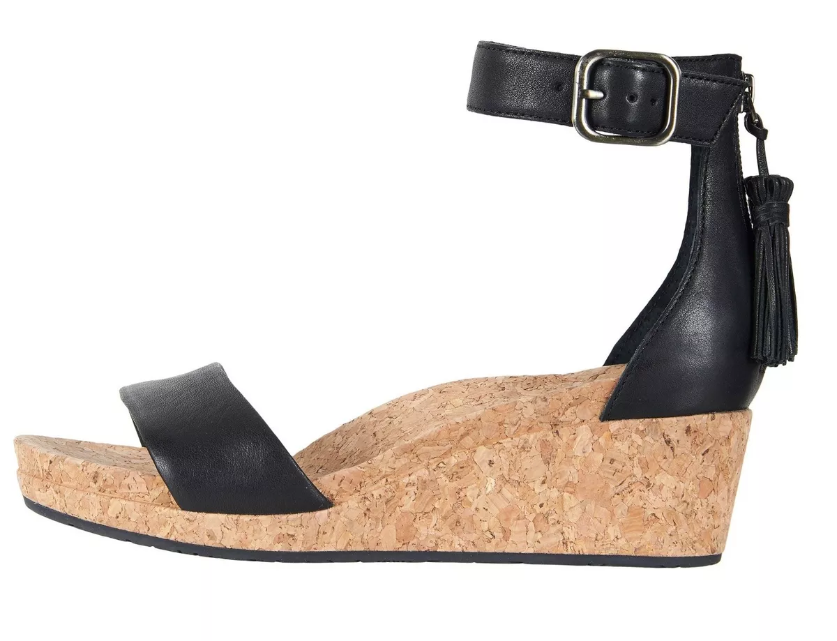 Ugg zoe 2 deals